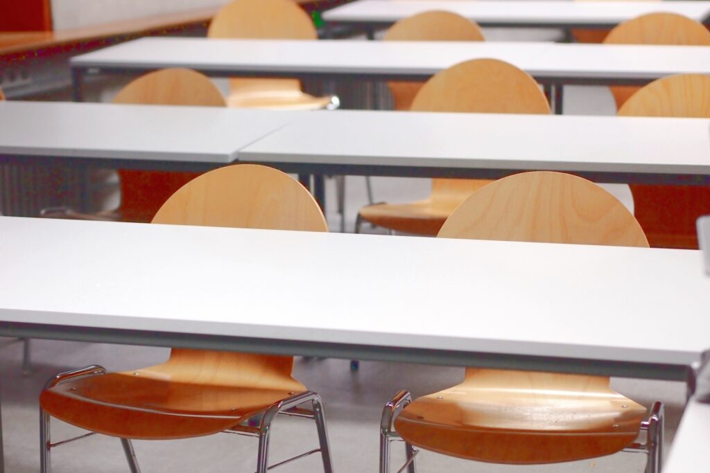 【東京】30人以上で利用できる貸し会議室・レンタル会議室まとめ／必要な設備を事前にチェックして会議を成功させよう