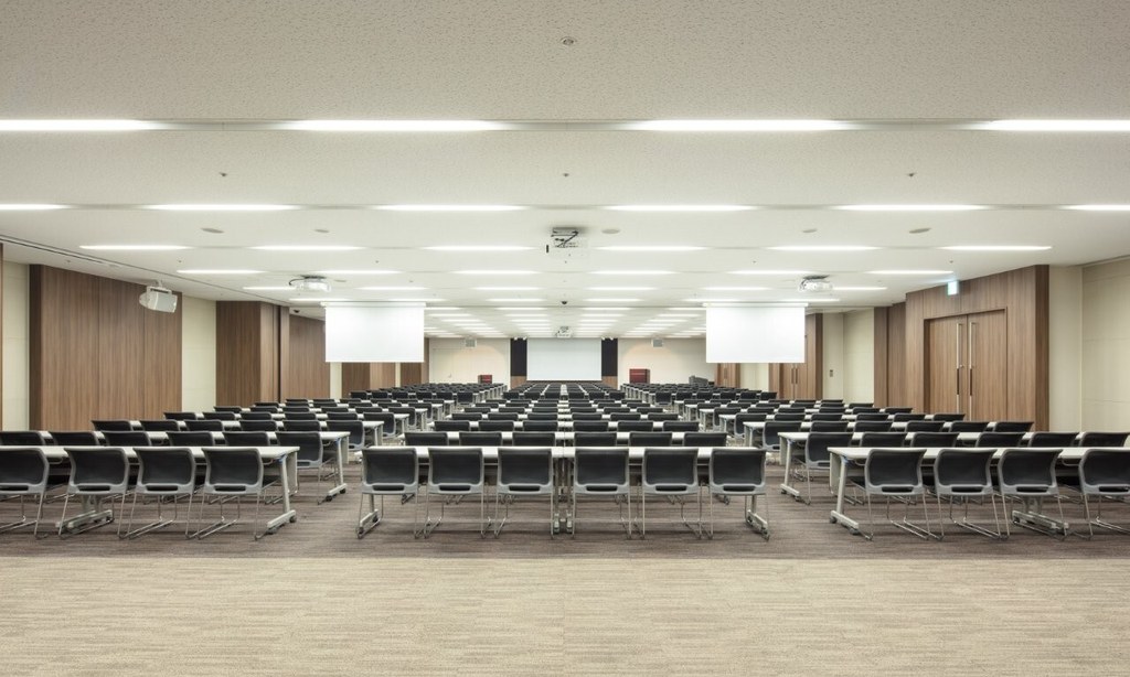 品川フロントビル会議室のスクール形式の会場